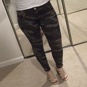 Stella Brushed Sateen Camo Ankle Legging