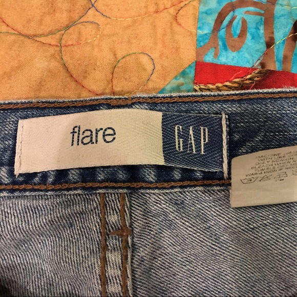 Gap flare denim jeans - size 6 Regular - Picture 2 of 3