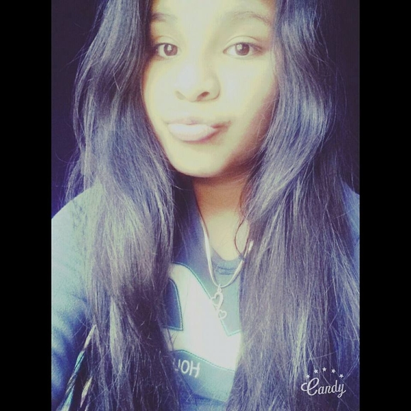 Meet your Posher, Vanessa - Picture 1 of 1