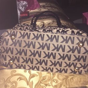 Authentic Michael Kors purse