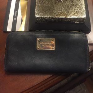 Black Michael Kors wallet