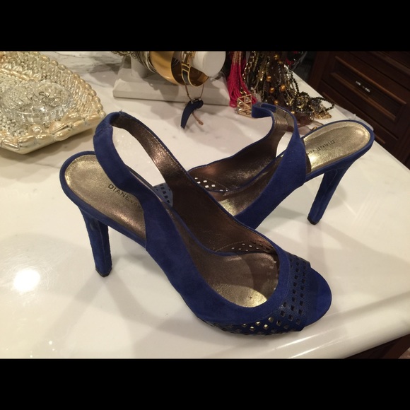DVf Diane Von furstenberg sandals size 8