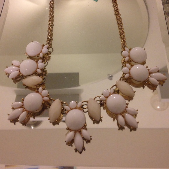 White necklace