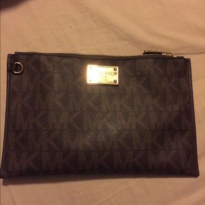Michael Kors large wristlet/clutch