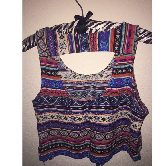 Summer Forever 21 crop top - Picture 2 of 3