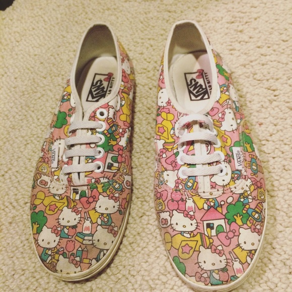 Women's Hello kitty vans