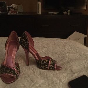Betsey Johnson leopard print with pink trim,