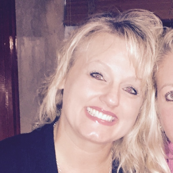 Meet your Posher, Pam - Picture 1 of 1