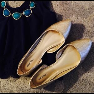 Gold ballerina flats