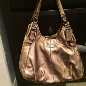 Coach bag 20$