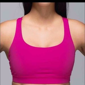 EUC lululemon raspberry energy bra size 6