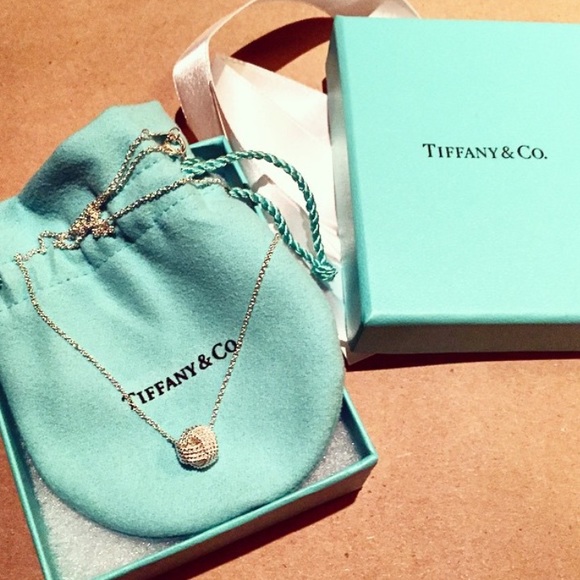Tiffany & Co. Twist Knot Pendent