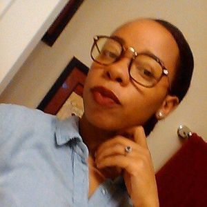 Meet your Posher, Lashae