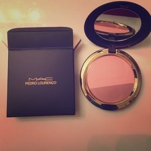 MAC Powder Blush