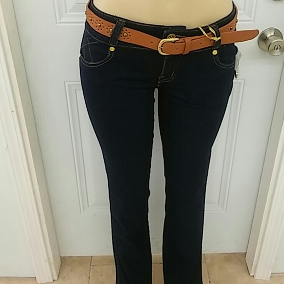 Jeans - Picture 3 of 4