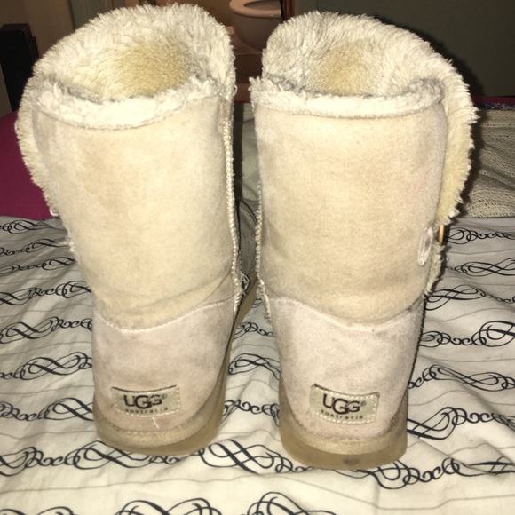 65$ Authentic UGGS! Willing to take other offers