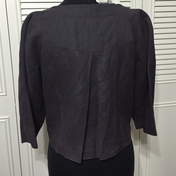 August Silk Blazer/capes - Picture 3 of 4