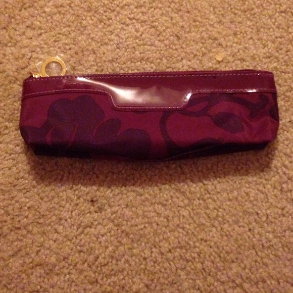 Estée Lauder mini cosmetic bag