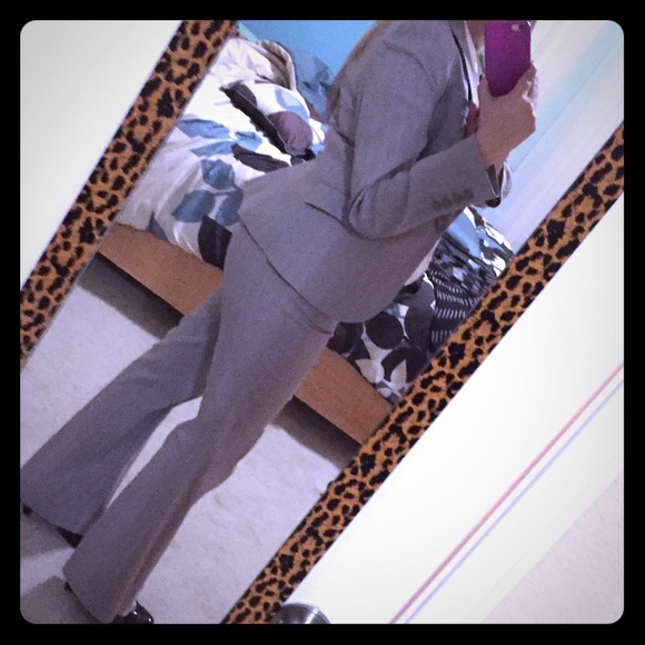 2 Piece The Limited Suit