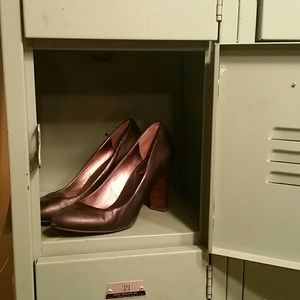 Banana Republic Pumps