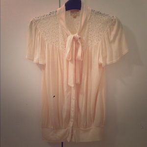 XS Ella Moss beige button flutter sleeve top