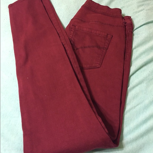 Maroon skinny jeans