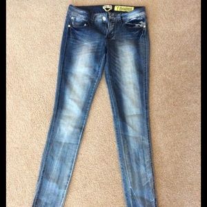 NWOT Stretch Skinny Jeans 🚫ON HOLD🚫