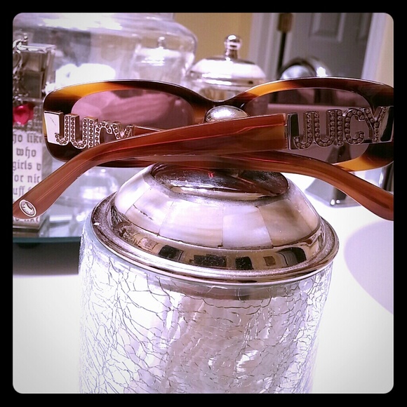 Juicy Couture Accessories - 🌸HOST PICK🌸 Juicy Couture sunglasses