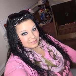 Meet your Posher, Sabrina