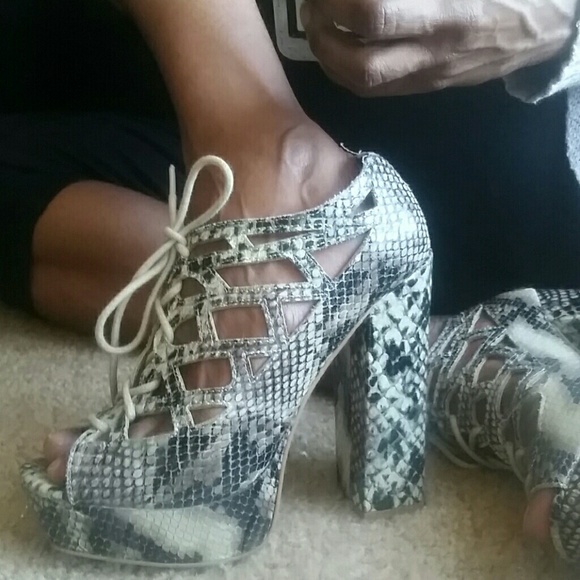 Snake skin platform heels , by: MIA