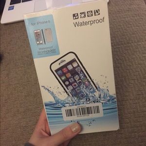 Waterproof iphone case