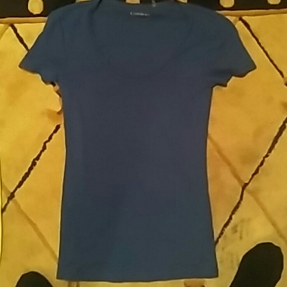 Tops - Picture 3 of 4