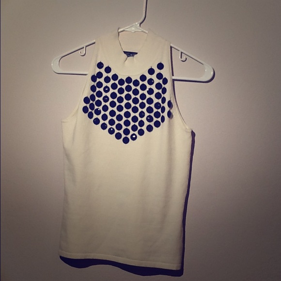Tops - ✨TRADED✨White turtleneck shirt with black stones.
