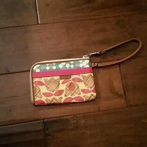 NWOT Fossil wristlet