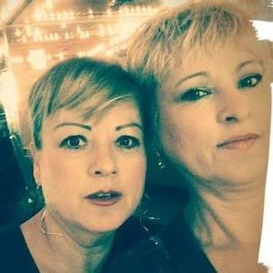 Meet your Posher, Manuela