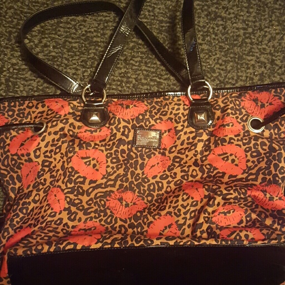 Betsey Johnson tote - Picture 2 of 4