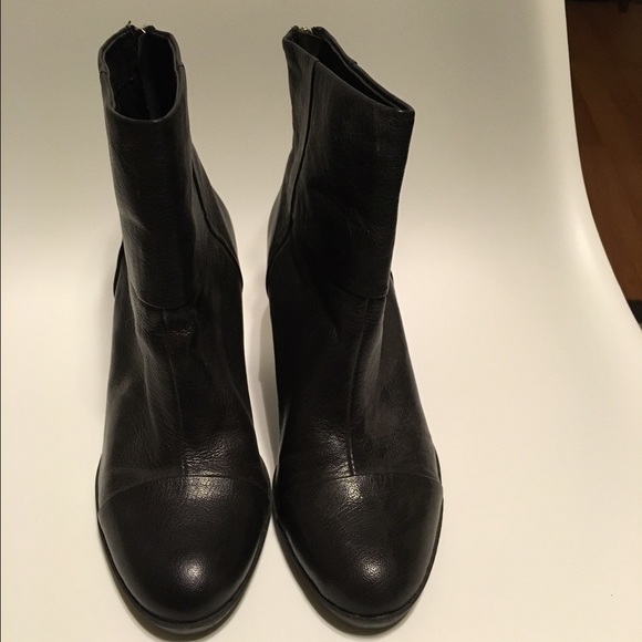 Rag & Bone Newbury lookalikes by Bandolino