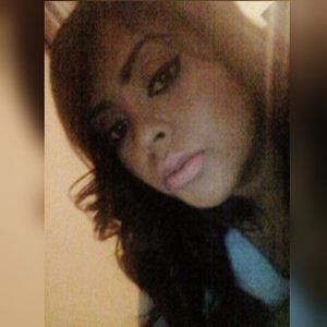 Meet your Posher, Leslie