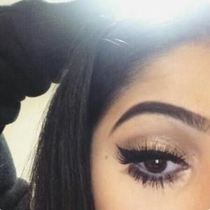 Meet your Posher, Miriam