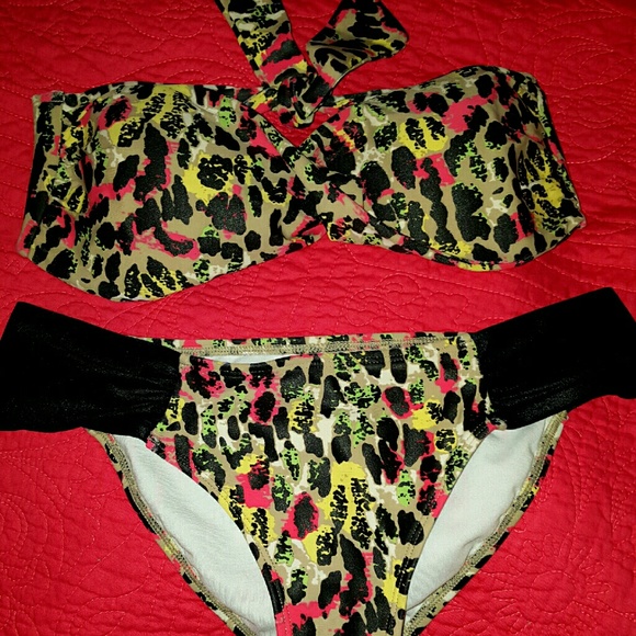 Roxy multi cheetah bikini