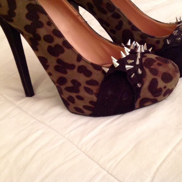 Leopard Print Spiky Study Heels - image 4