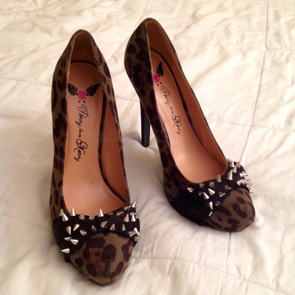 Leopard Print Spiky Study Heels - image 3
