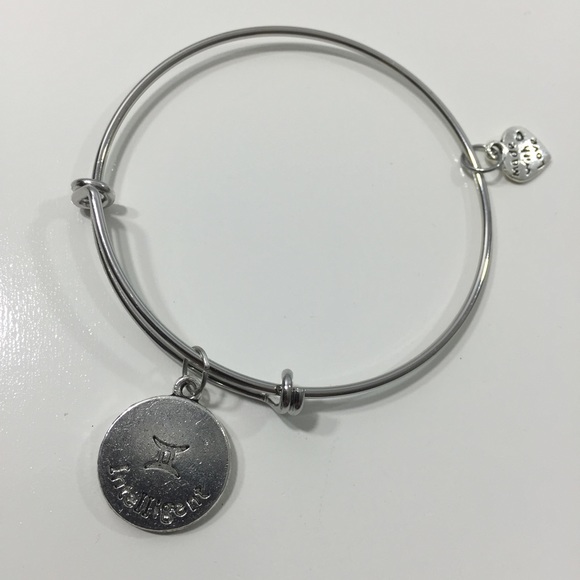 Gemini Horoscope Charm Bracelet - Picture 2 of 2