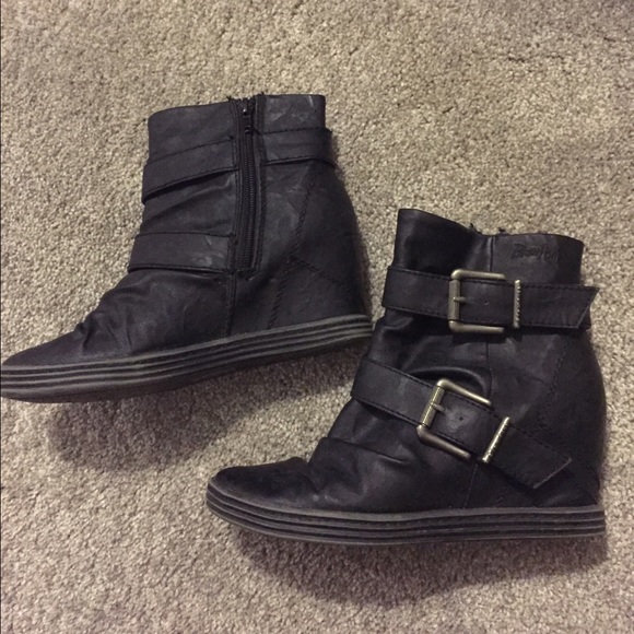Blowfish booties