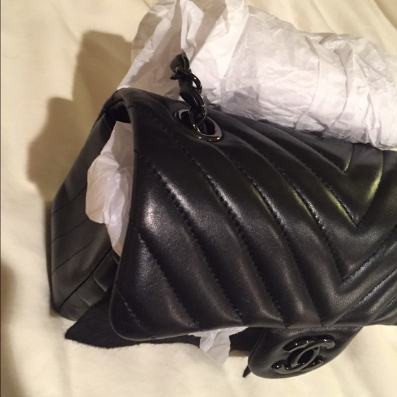 Chanel Mini Chevron So Black - Picture 3 of 8