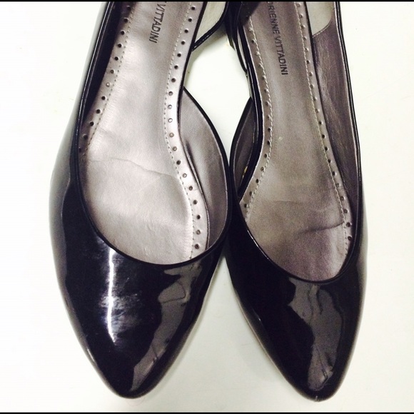 🌼Black shiny flats🌼