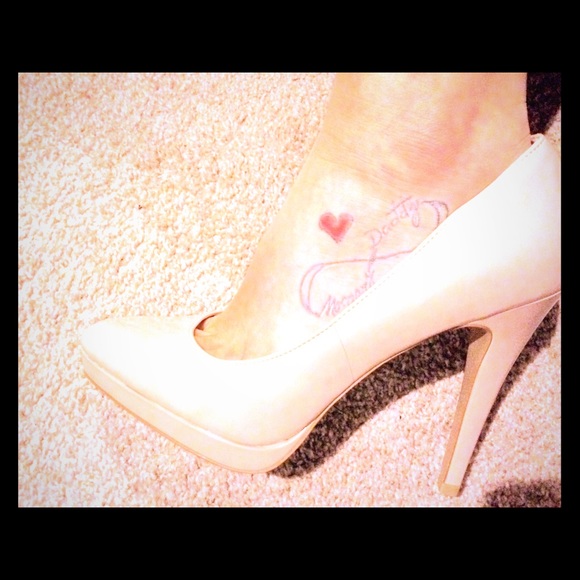 🌺ELLE nude high heels🌺