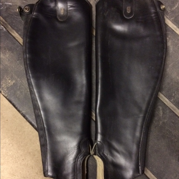 🐴TREDSTEP black L/XL leather shinny half chaps🐴