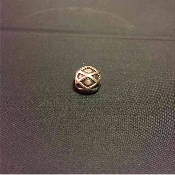 Authentic PANDORA web charm - Picture 2 of 3
