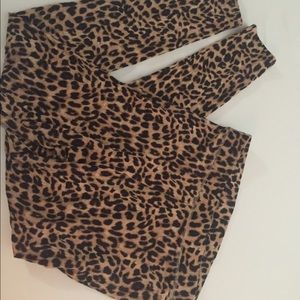Victoria's Secret PINK leopard leggings